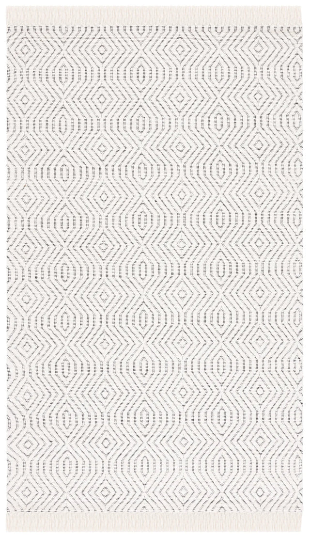 Safavieh Marbella 4'-0" x 6'-0" Rug in Ivory / Black