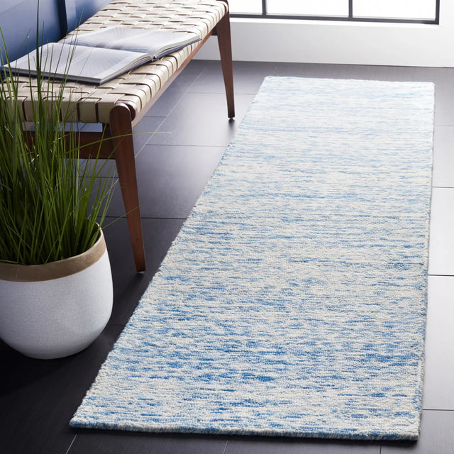 Safavieh Himalaya 2'-3" x 8'-0" Rug in Blue