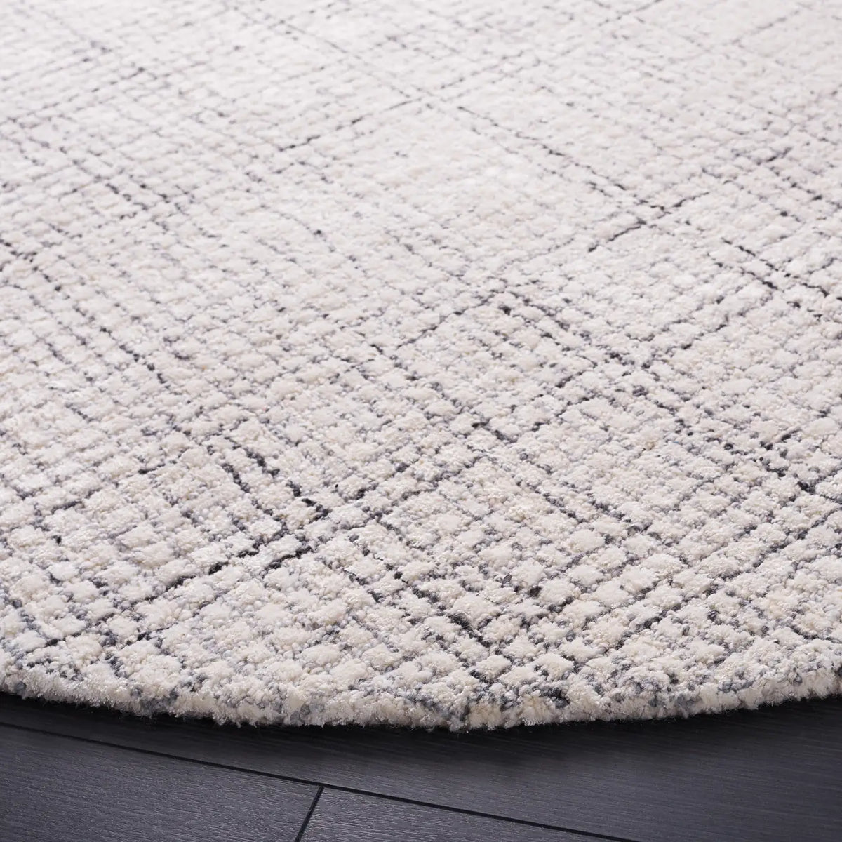 Safavieh Abstract 6'-0" x 6'-0" Rug in Ivory / Grey