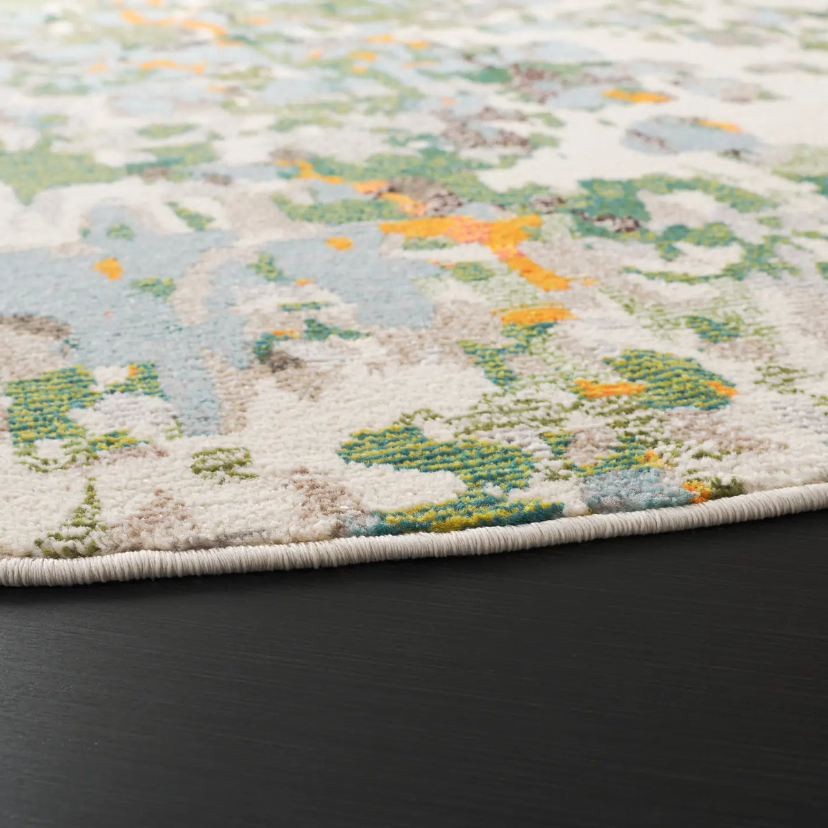 Safavieh Monaco 6'-7" x 6'-7" Rug in Sage / Rust