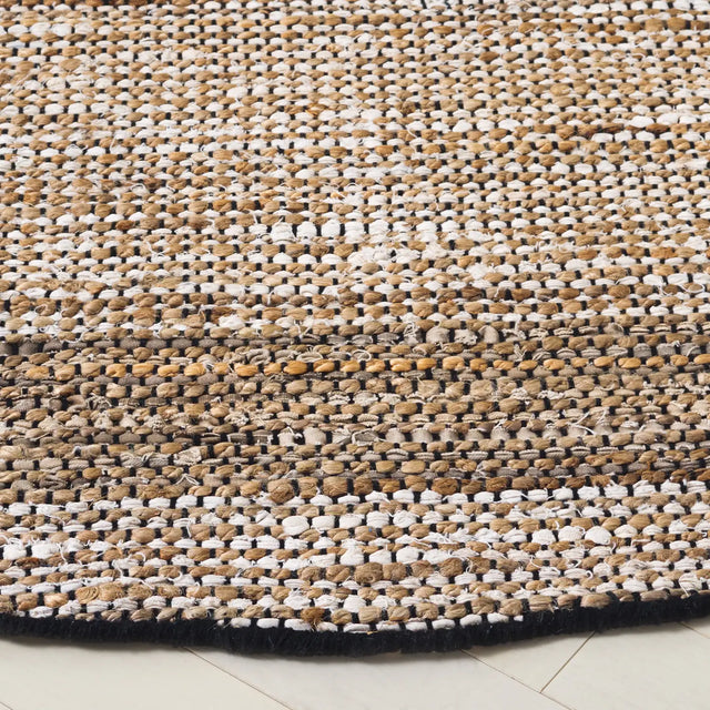 Safavieh Cape Cod 6'-0" x 6'-0" Rug in Ivory / Beige