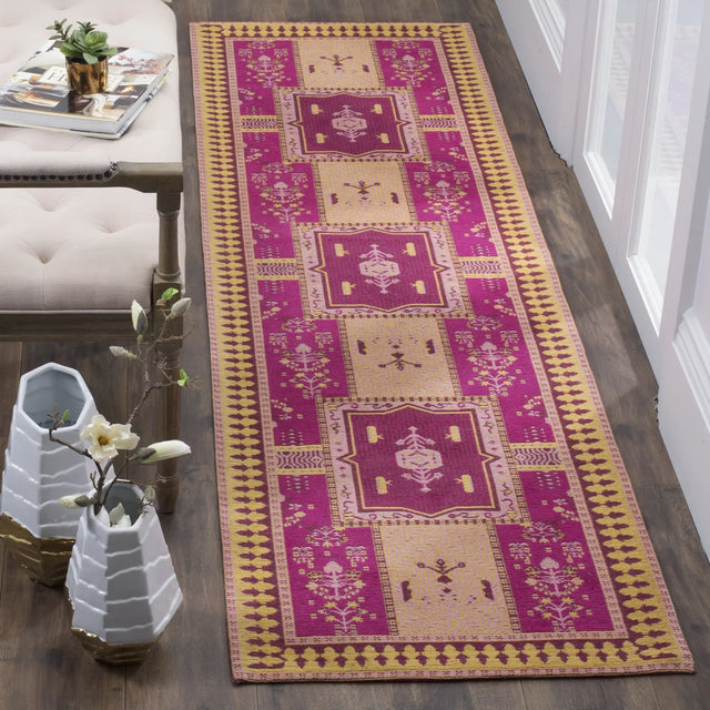 Safavieh Classic Vintage 2'-3" x 8'-0" Rug in Fuchsia / Gold