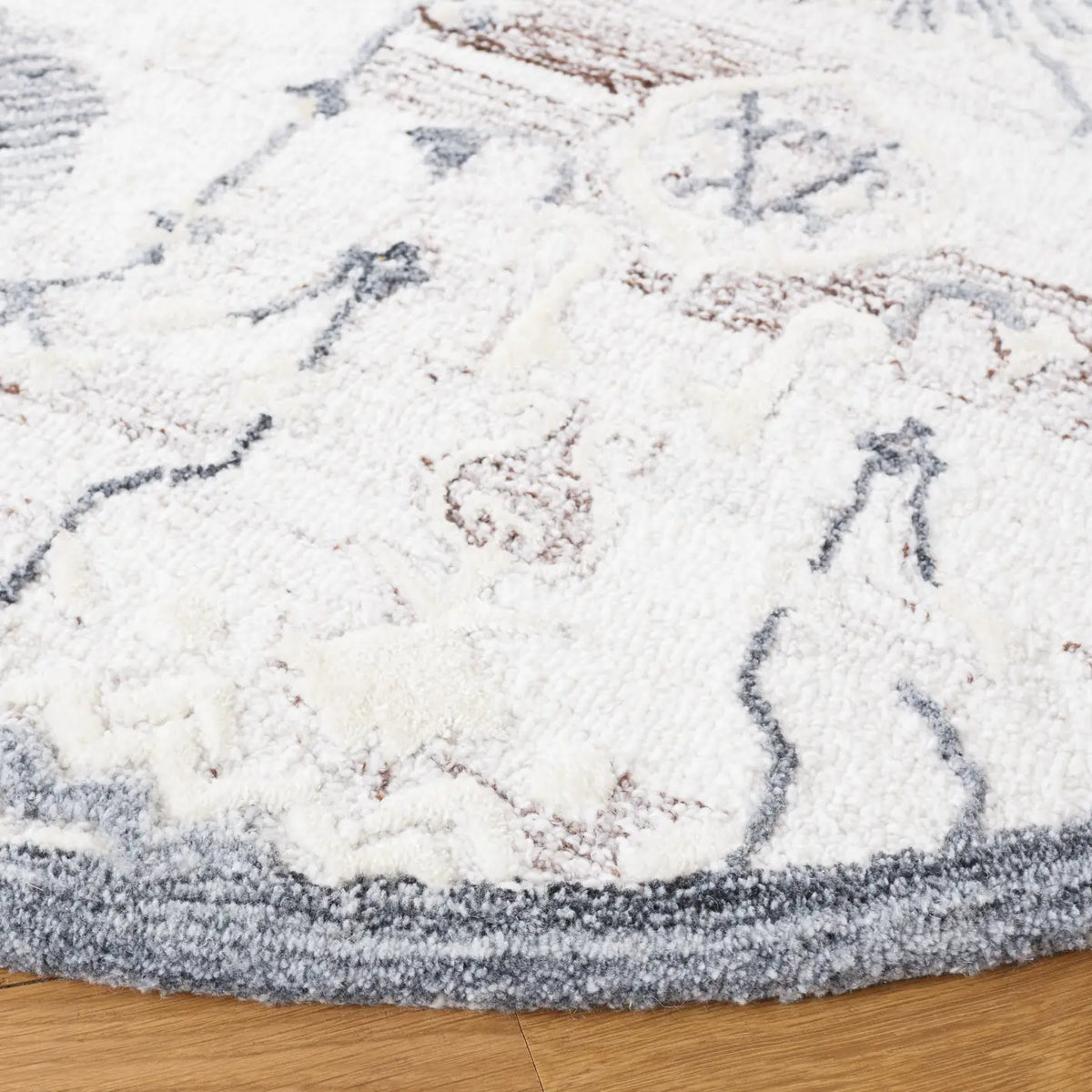 Safavieh Glamour 6'-0" x 6'-0" Rug in Light Brown / Grey