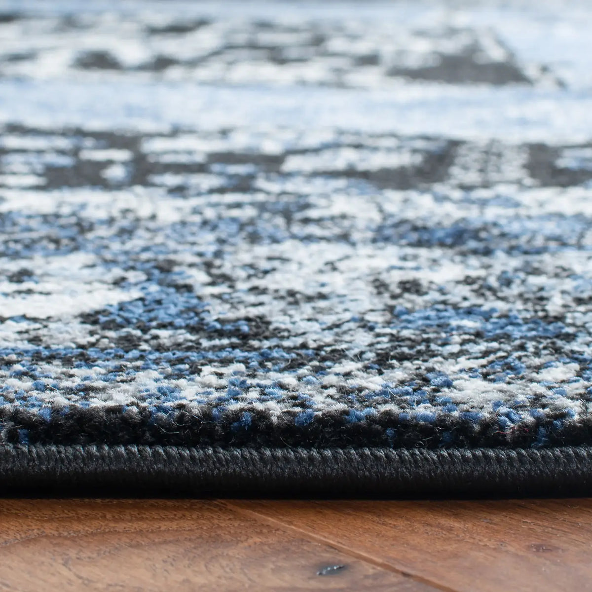 Safavieh Vintage Hamadan 6'-7" x 6'-7" Rug in Blue / Grey