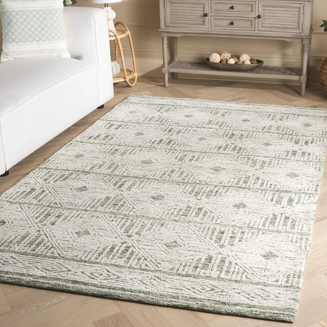 Safavieh Pine 4'-0" x 6'-0" Rug in Green / Ivory