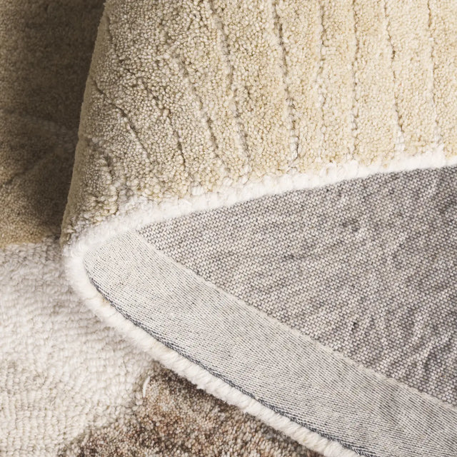 Safavieh Jardin 2'-3" x 8'-0" Rug in Grey / Ivory