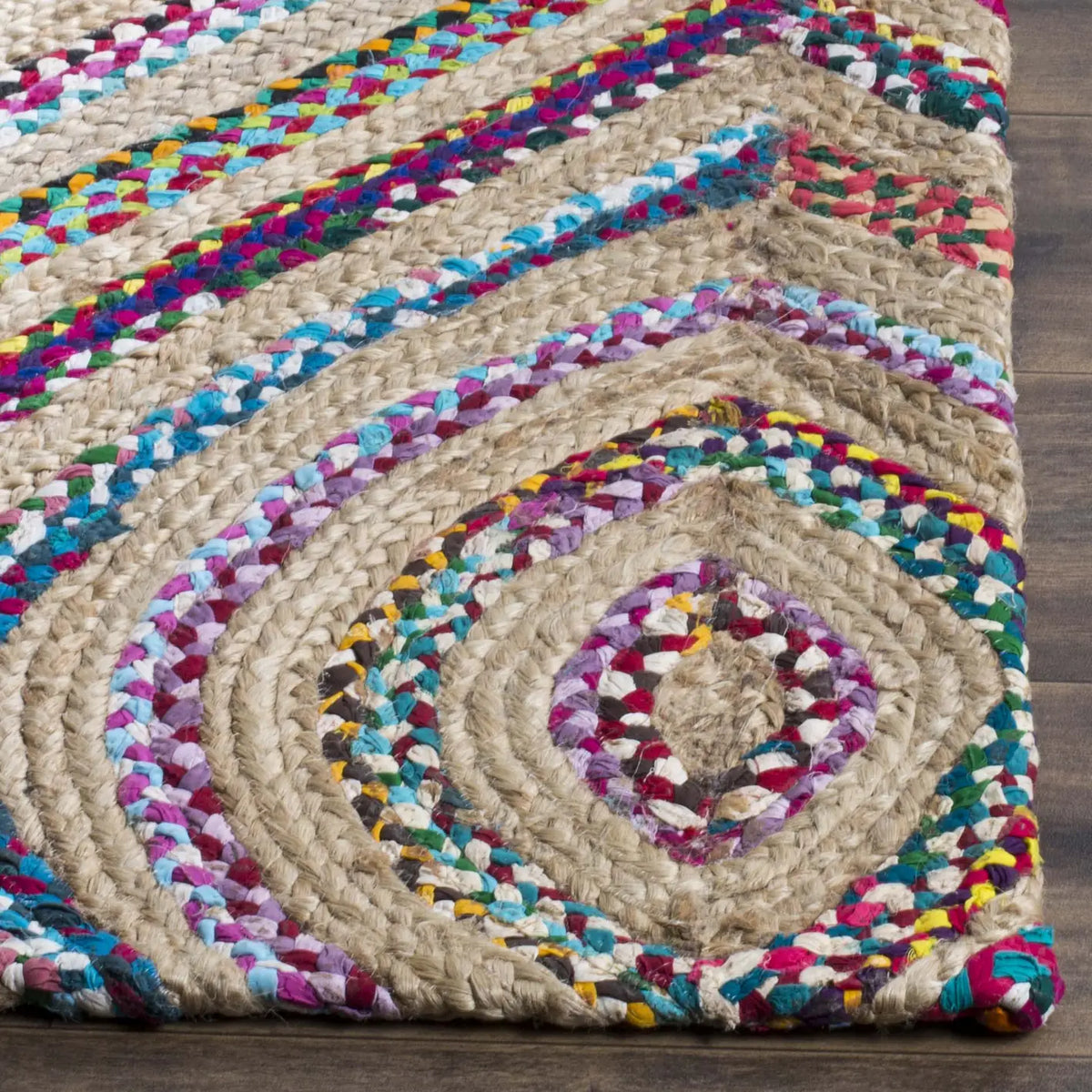 Safavieh Cape Cod 4'-0" x 6'-0" Rug in Natural / Multi