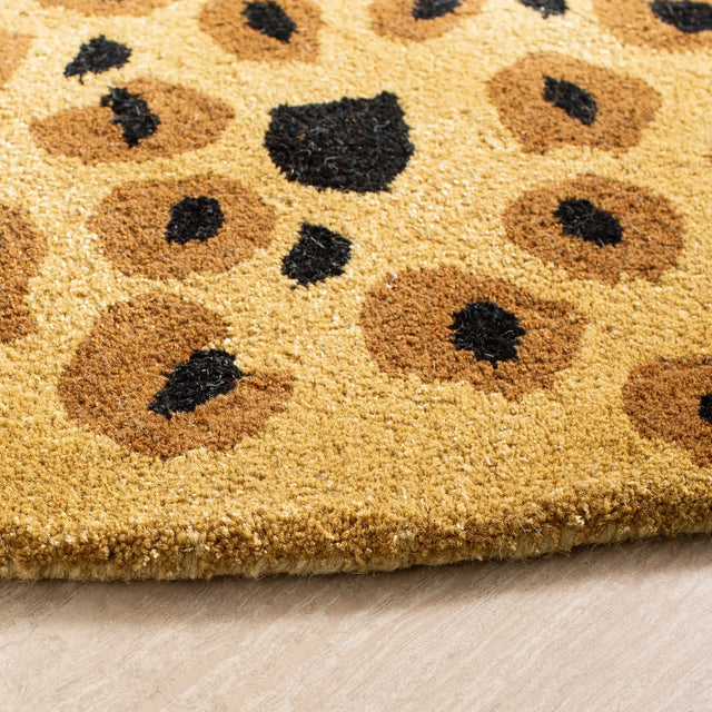 Safavieh Soho 6'-0" x 6'-0" Rug in Gold / Black