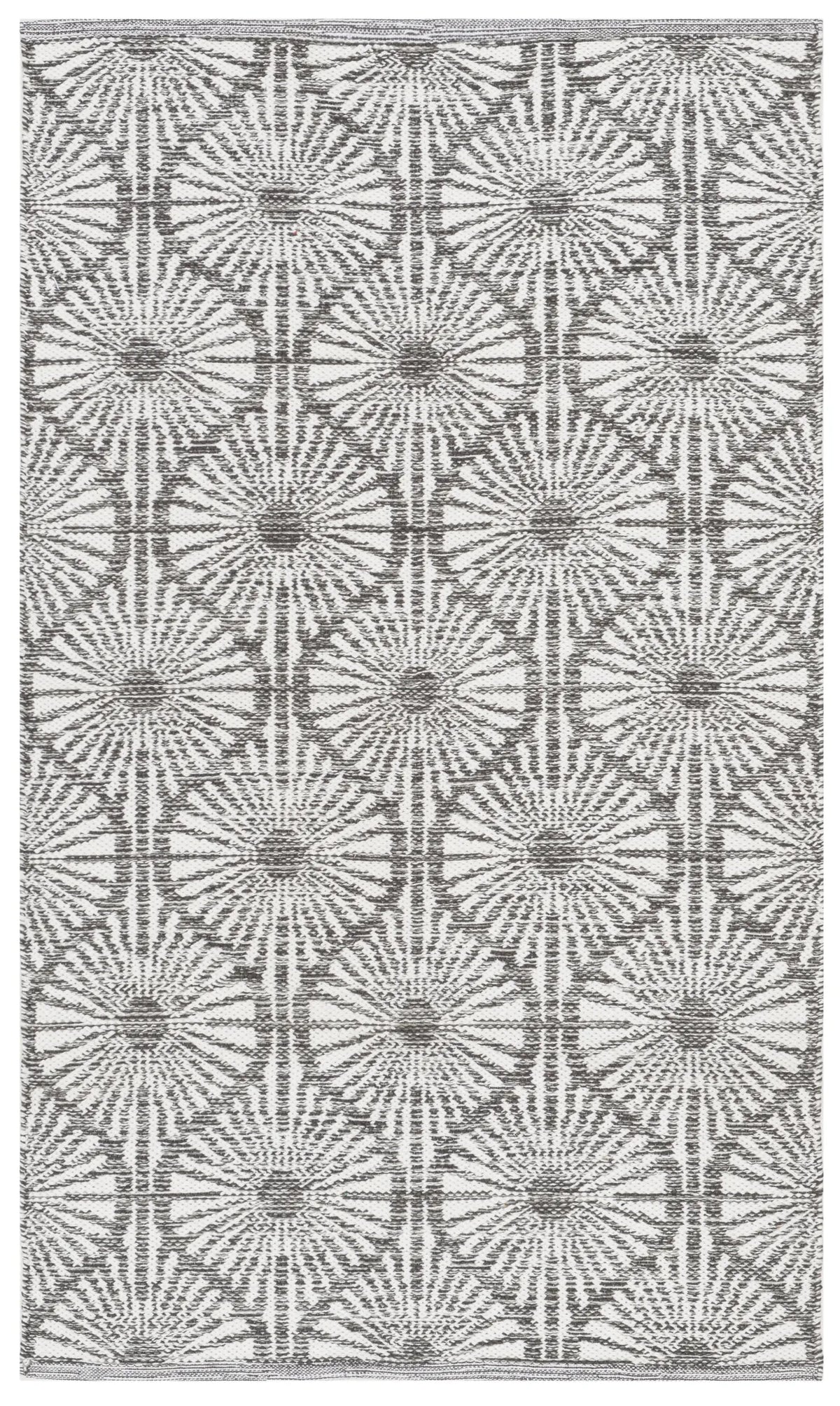Safavieh Montauk 3'-0" x 5'-0" Rug in Charcoal / Ivory
