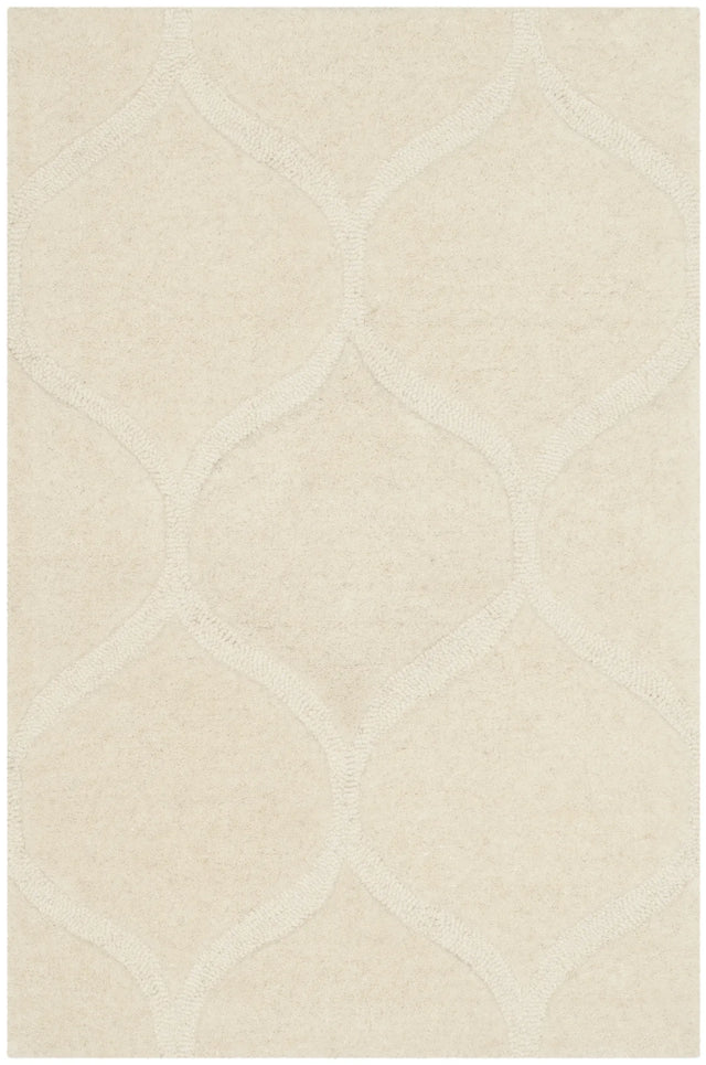 Safavieh Cambridge 2'-0" x 3'-0" Rug in Ivory / Ivory