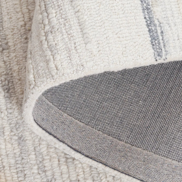 Safavieh Abstract 4'-0" x 6'-0" Rug in Grey / Ivory