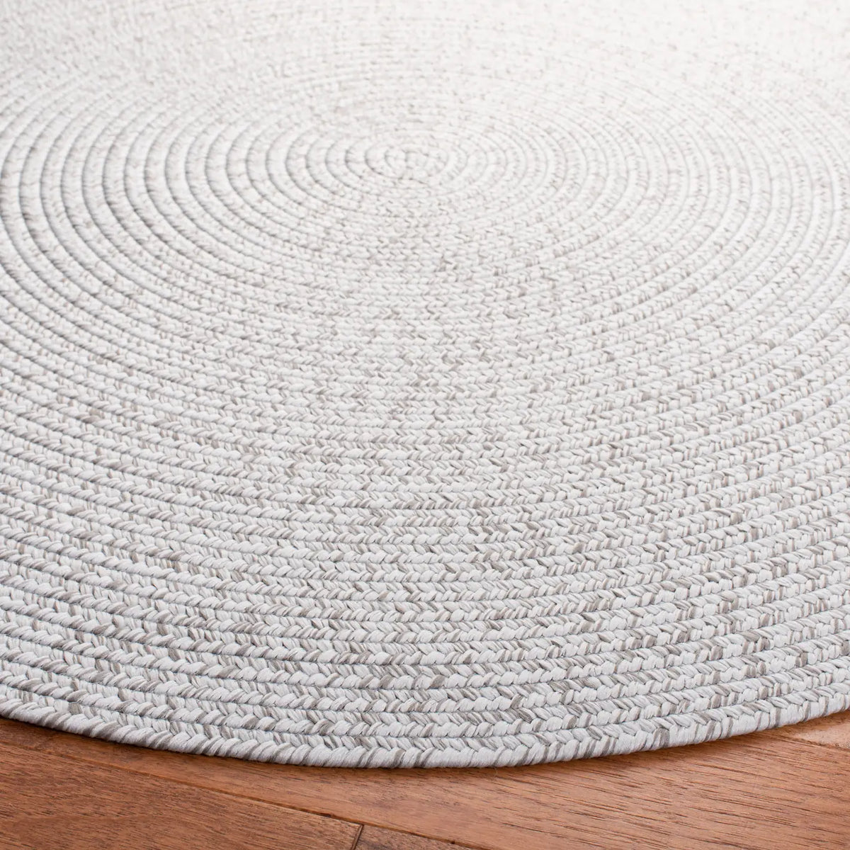 Safavieh Braided 5'-0" x 5'-0" Rug in Silver / Grey