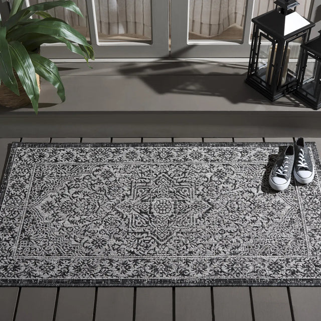 Safavieh Courtyard 2'-7" x 5'-0" Rug in Slate / Grey