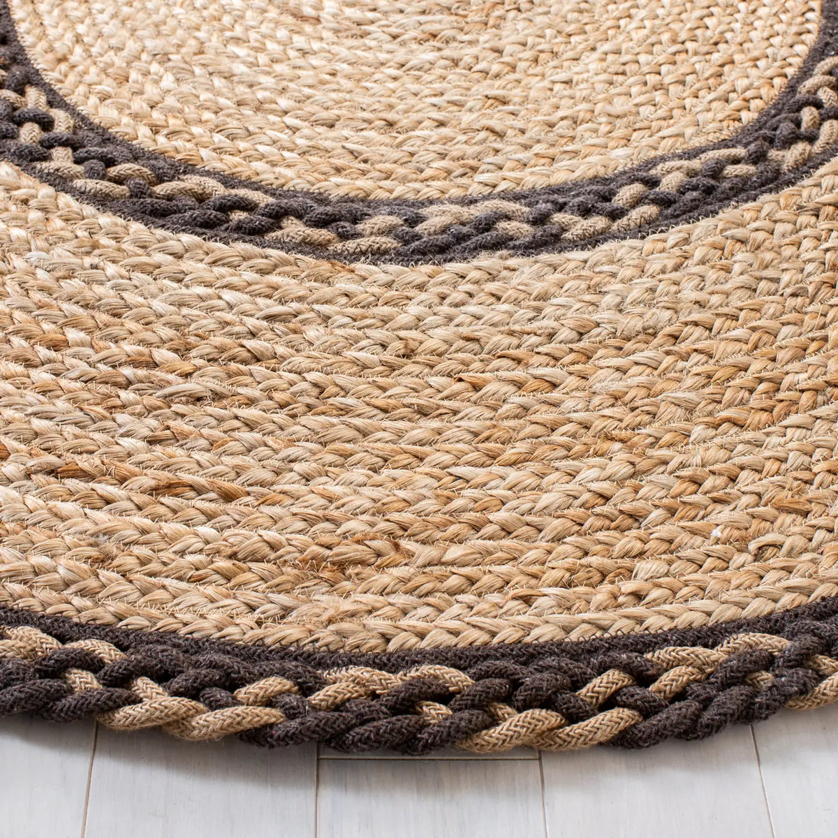 Safavieh Natural Fiber 3'-0" x 5'-0" Rug in Natural / Brown