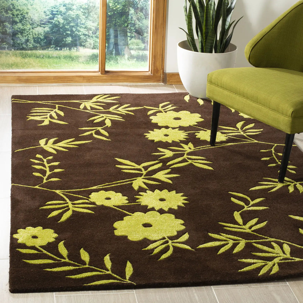 Safavieh Soho 3'-6" x 5'-6" Rug in Brown / Green
