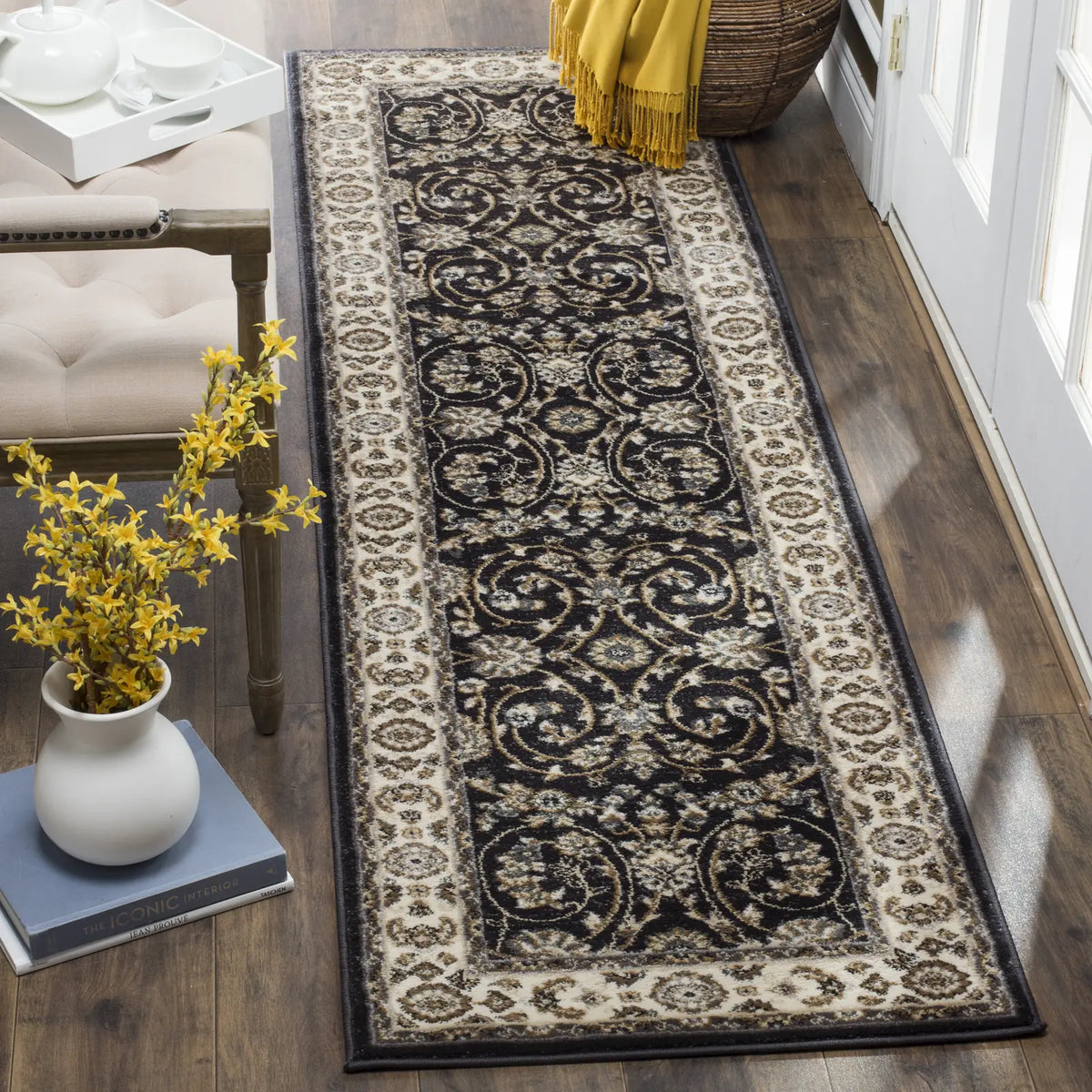 Safavieh Lyndhurst 2'-3" x 12'-0" Rug in Anthracite / Cream