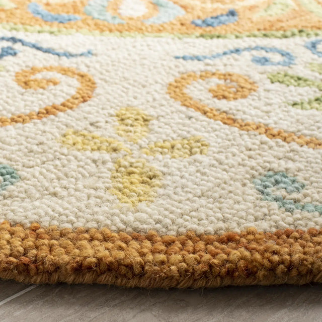 Safavieh Novelty 5'-0" x 5'-0" Rug in Rust / Ivory