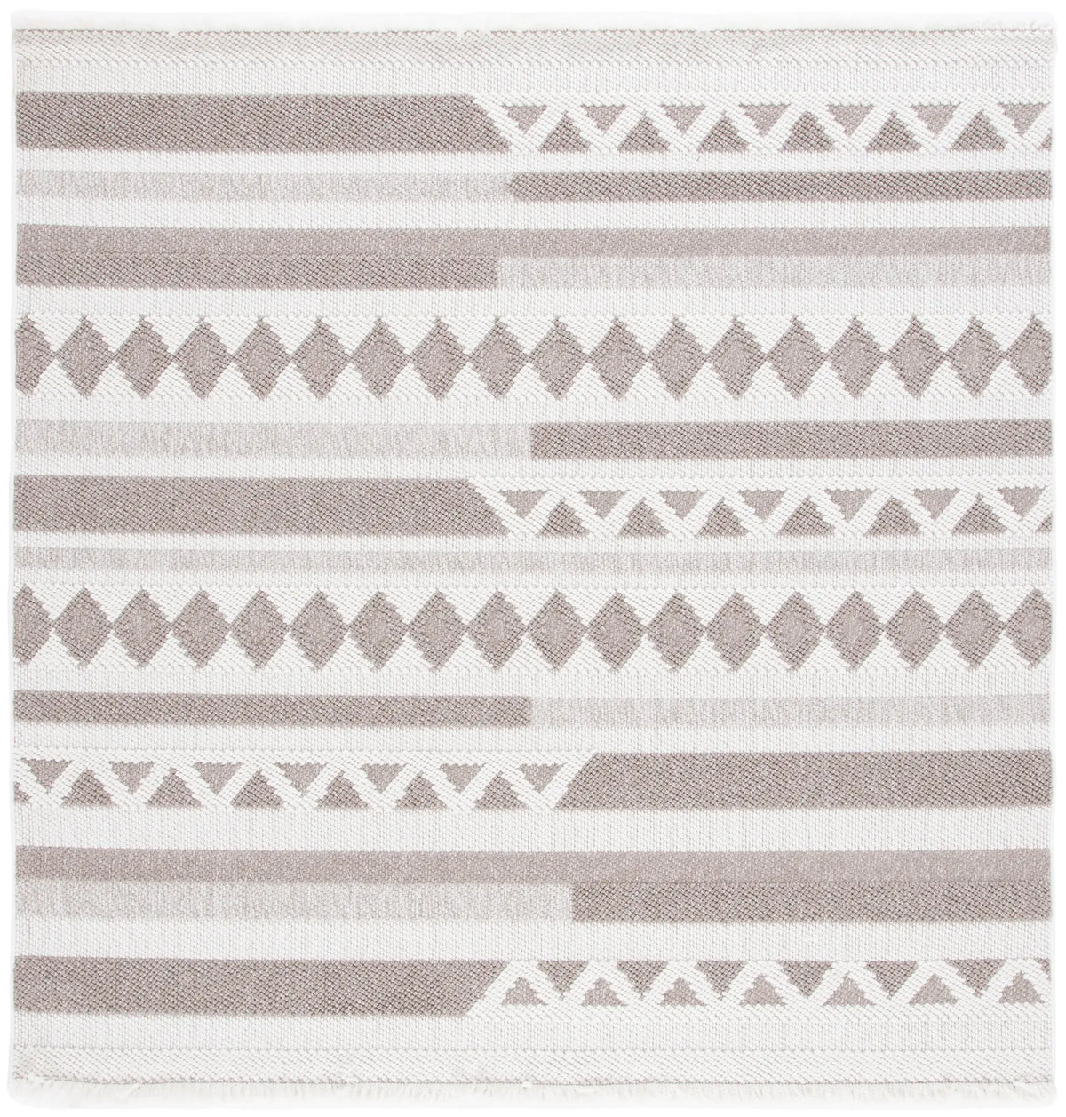 Safavieh Lotus 6'-7" x 6'-7" Rug in Ivory / Beige