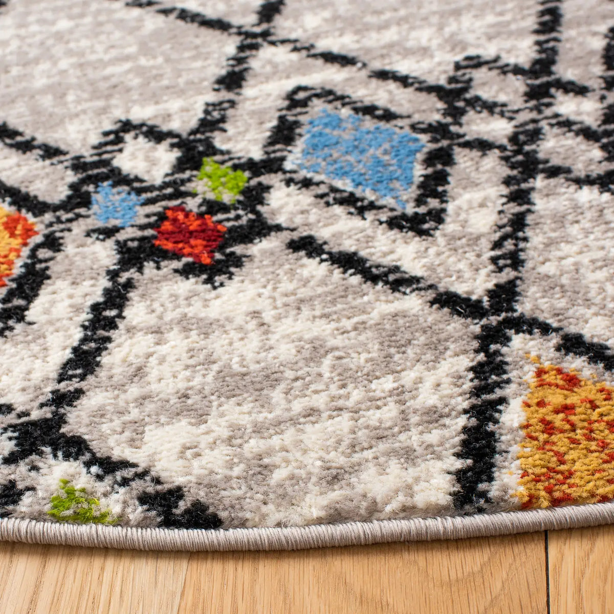 Safavieh Amsterdam 6'-7" x 6'-7" Rug in Beige / Blue
