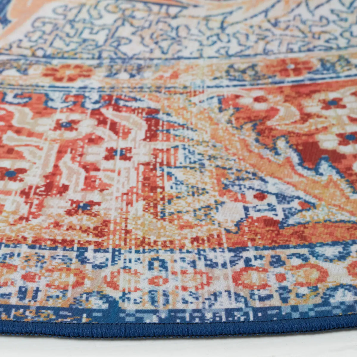 Safavieh Tucson 6'-0" x 6'-0" Rug in Rust / Blue