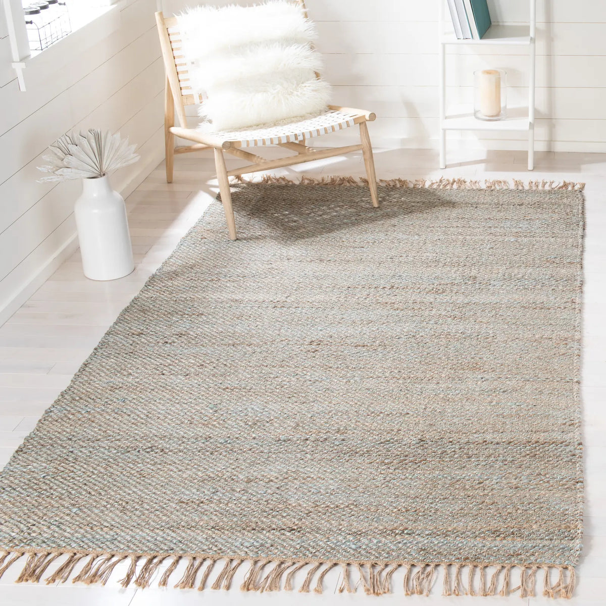 Safavieh Natural Fiber 4'-0" x 6'-0" Rug in Natural / Teal