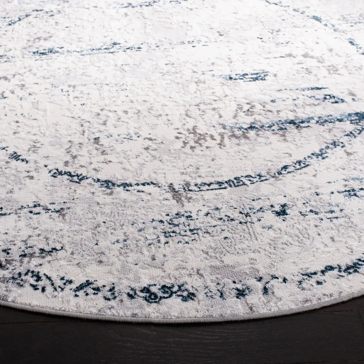 Safavieh Amelia 6'-7" x 6'-7" Rug in Grey / Blue