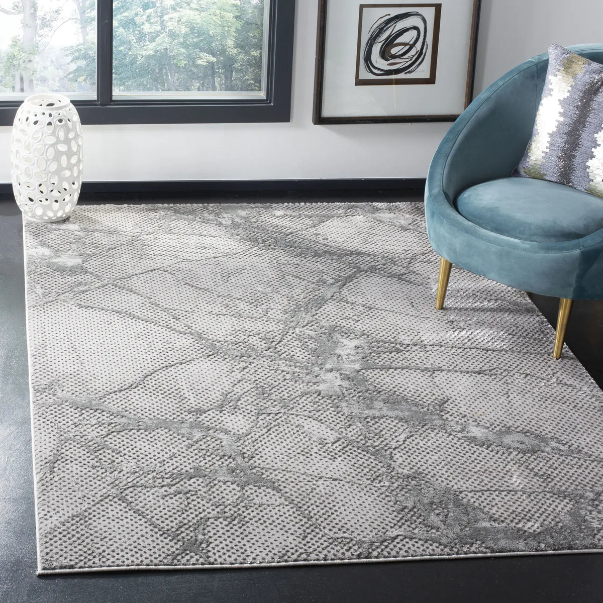 Safavieh Lurex 100 4'-0" x 6'-0" Rug in Grey / Grey