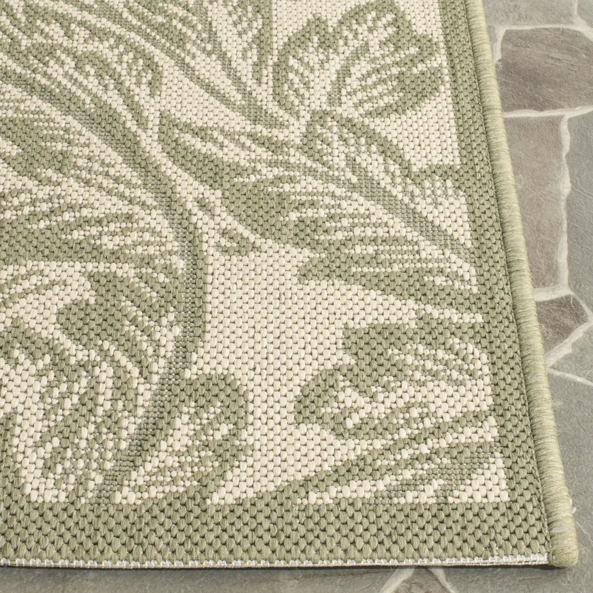 Safavieh Courtyard 2'-3" x 6'-7" Rug in Natural / Olive