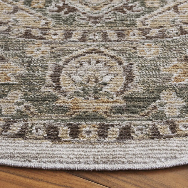 Safavieh Hazel 500 6'-0" x 6'-0" Rug in Green / Brown