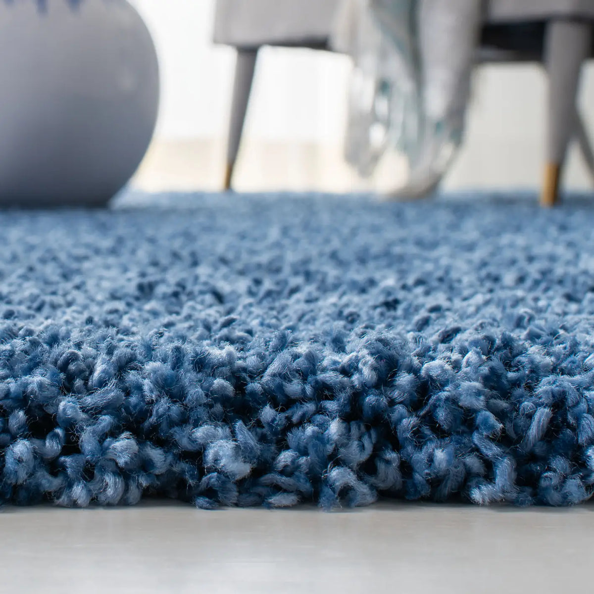 Safavieh Evolution Shag 500 4'-0" x 6'-0" Rug in Blue