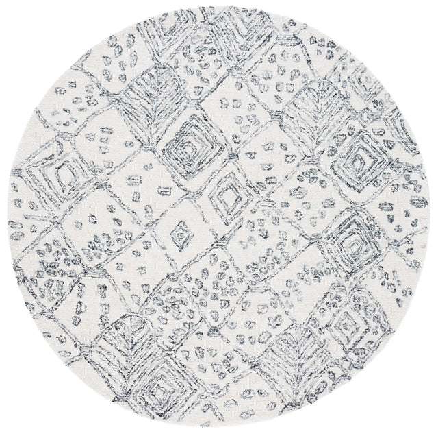 Safavieh Ebony 6'-0" x 6'-0" Rug in Ivory / Grey