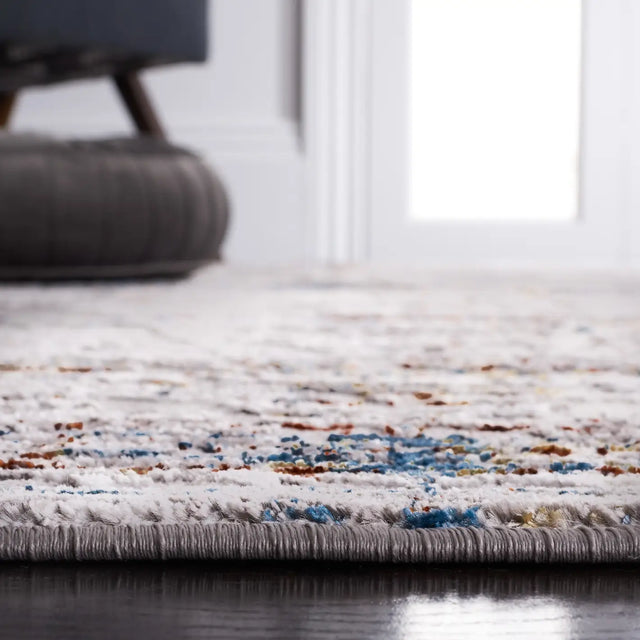 Safavieh Amelia 4'-5" x 6'-5" Rug in Grey / Blue Gold