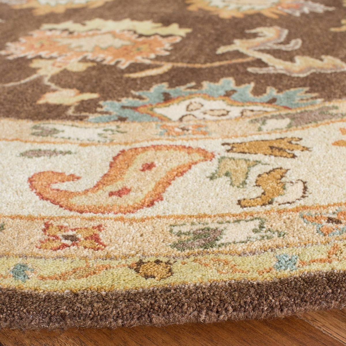 Safavieh Bergama brg136b Brown / Ivory Rugs