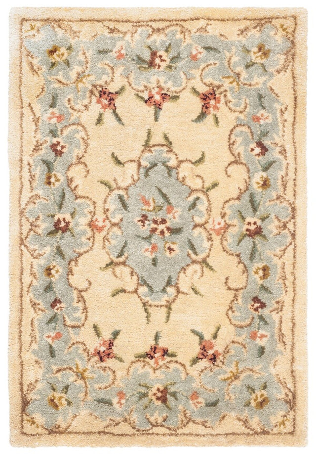 Safavieh Bergama brg166a Ivory / Light Blue Rugs