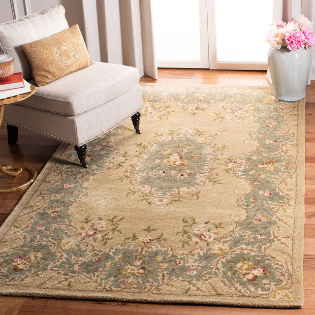 Safavieh Bergama brg166a Ivory / Light Blue Rugs