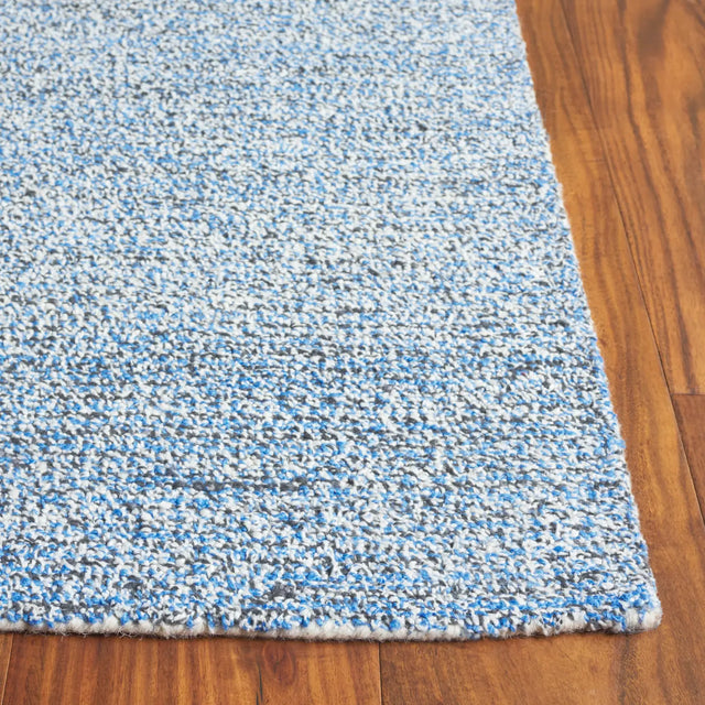 Safavieh Renewal 2'-3" x 8'-0" Rug in Black / Ivory