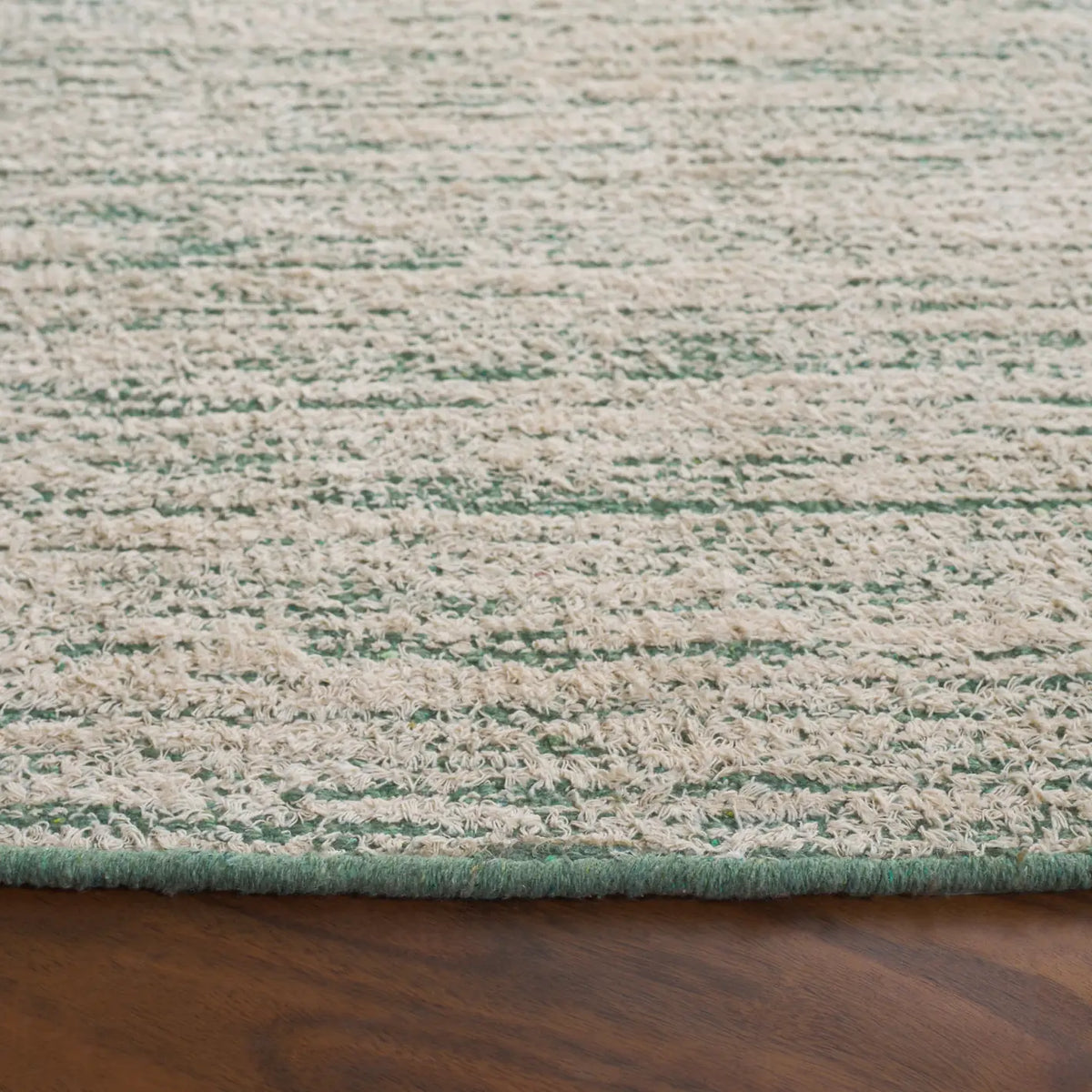 Safavieh Montauk 6'-0" x 6'-0" Rug in Ivory / Green