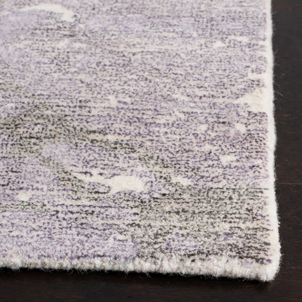 Safavieh Restoration Vintage 5'-0" x 8'-0" Rug in Purple / Ivory