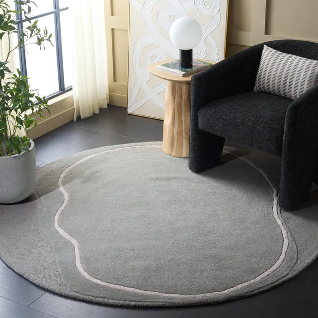 Safavieh Fifth Avenue 6'-0" x 6'-0" Rug in Grey / Ivory