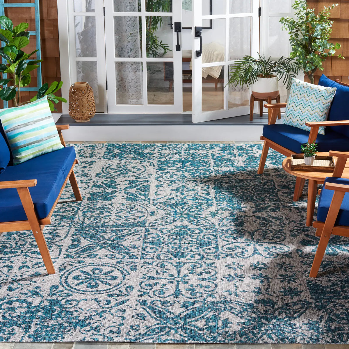 Safavieh Courtyard 8'-0" x 11'-0" Rug in Blue / Grey