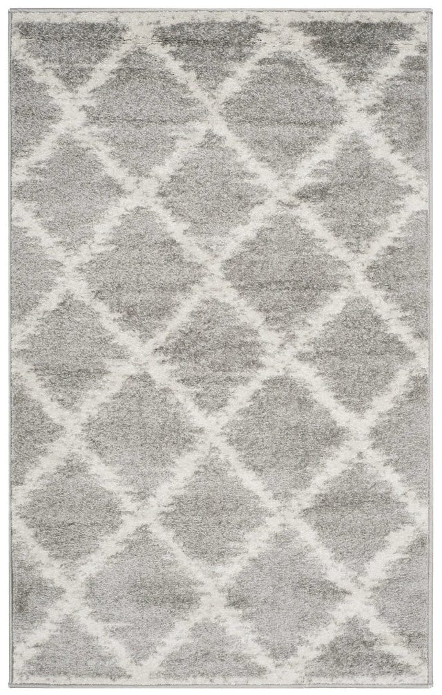 Safavieh Adirondack 3'-0" x 5'-0" Rug in Silver / Ivory