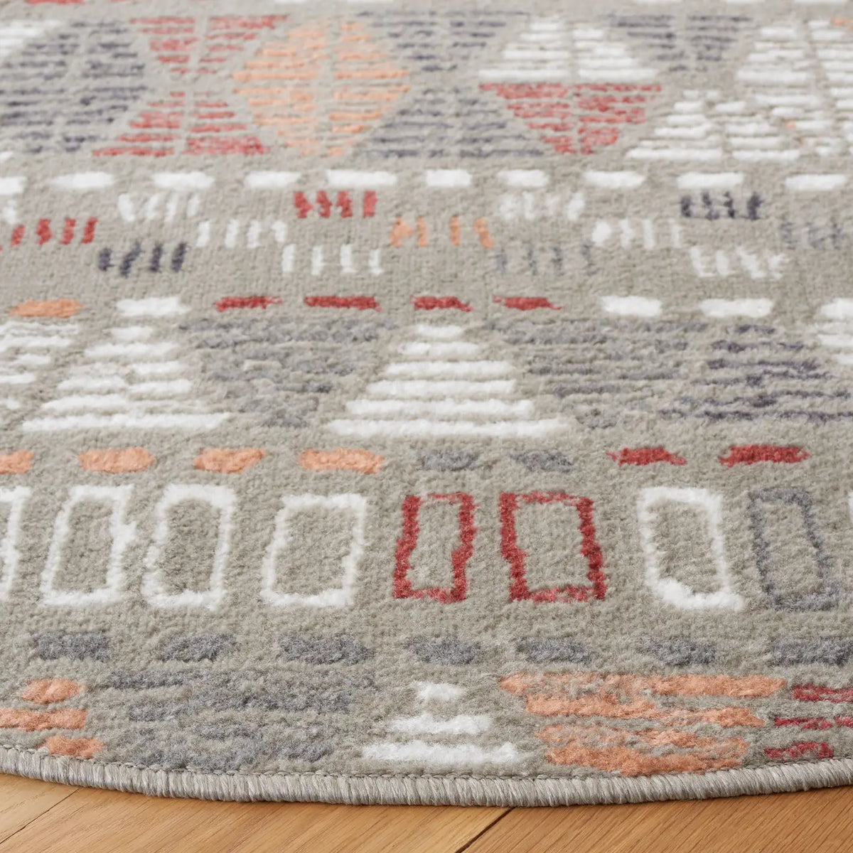 Safavieh Pyramid 6'-7" x 6'-7" Rug in Grey/Ivory / Rust