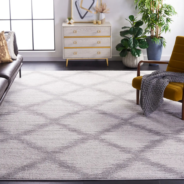 Safavieh Adirondack 10'-0" x 14'-0" Rug in Ivory / Silver
