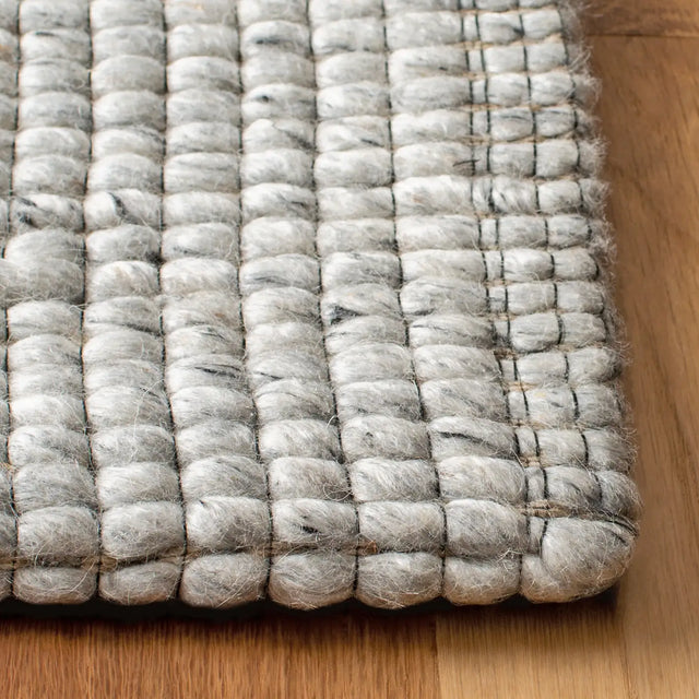 Safavieh Marbella 5'-0" x 8'-0" Rug in Light Grey