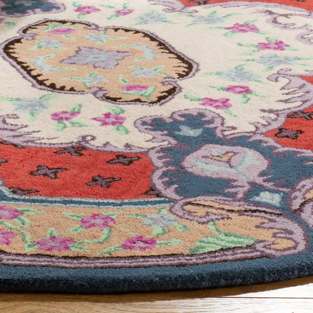 Safavieh Bellagio 5'-0" x 5'-0" Rug in Ivory / Pink