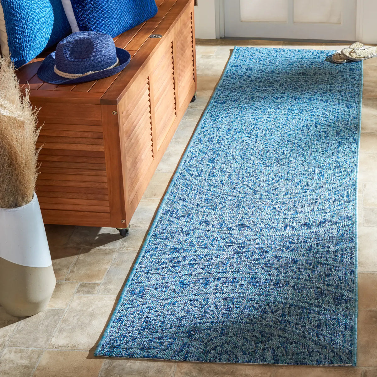 Safavieh Courtyard 2'-3" x 8'-0" Rug in Navy / Aqua