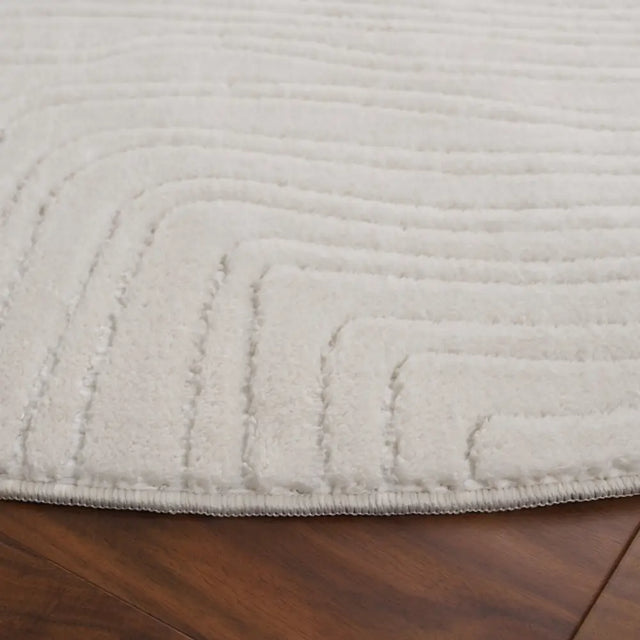 Safavieh Versailles 6'-0" x 6'-0" Rug in Ivory