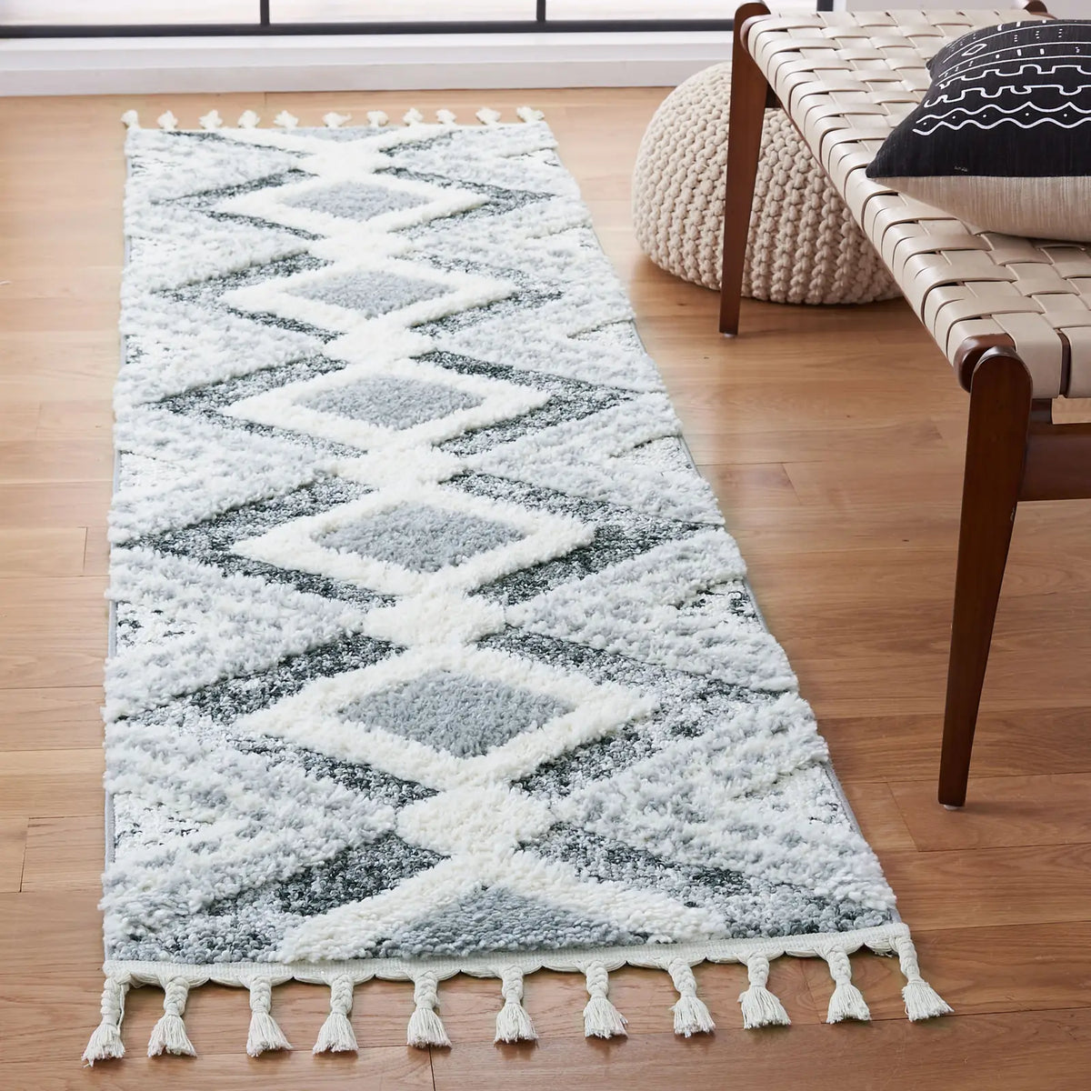 Safavieh Moroccan Tassel Shag 2'-3" x 10'-0" Rug in Grey / Ivory