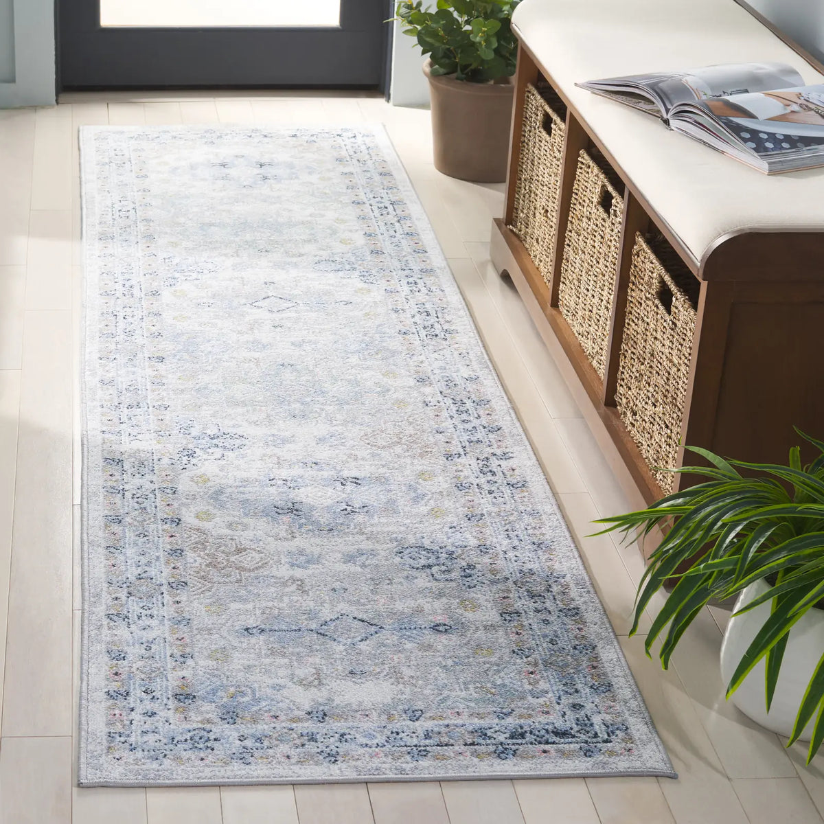 Safavieh Bayside 2'-2" x 8'-0" Rug in Grey / Blue