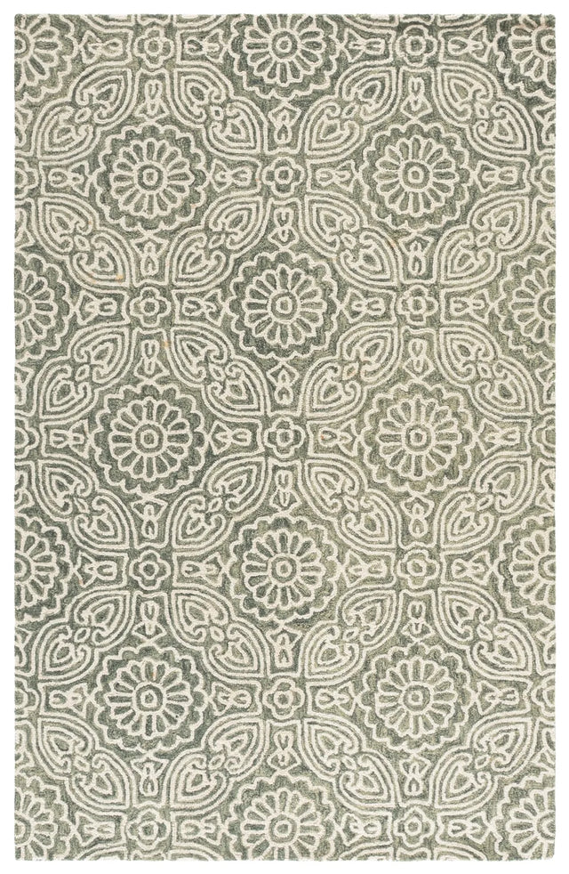 Safavieh Blossom 5'-0" x 8'-0" Rug in Grey / Ivory